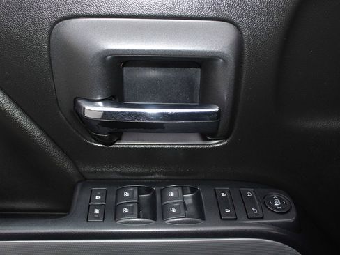 Used 2018 Chevrolet Silverado 1500 LT w/ All Star Edition image 10