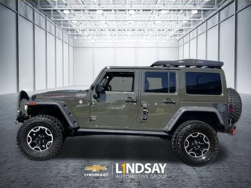 Used 2016 Jeep Wrangler Unlimited Rubicon AWD/4WD image 4