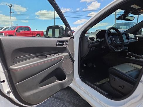 Used 2025 Dodge Durango R/T w/ Blacktop Package AWD/4WD image 7