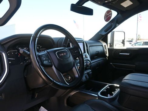 Used 2023 GMC Sierra 2500 AT4 image 24