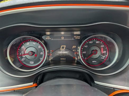 Used 2019 Dodge Charger GT RWD image 16