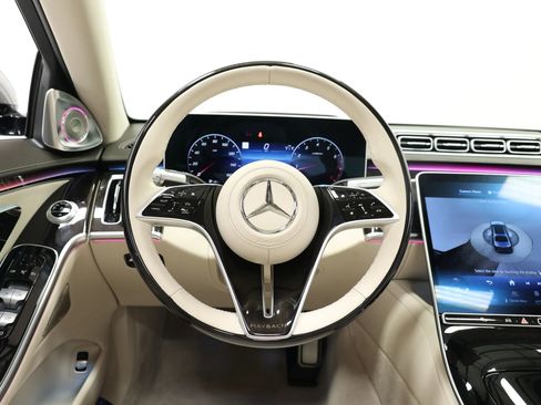 Used 2024 Mercedes-Benz Maybach S 580 S 580 4MATIC Sedan 4D image 28