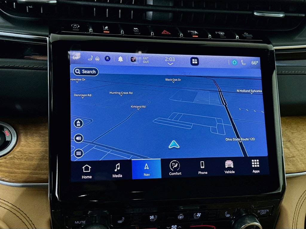 Certified 2023 Jeep Grand Cherokee Summit AWD/4WD image 22