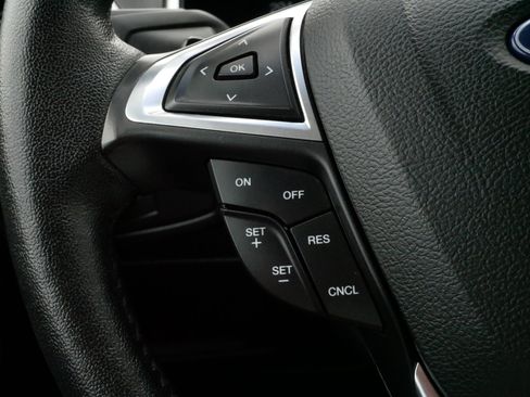 Used 2018 Ford Edge SEL w/ Equipment Group 201A AWD/4WD image 26