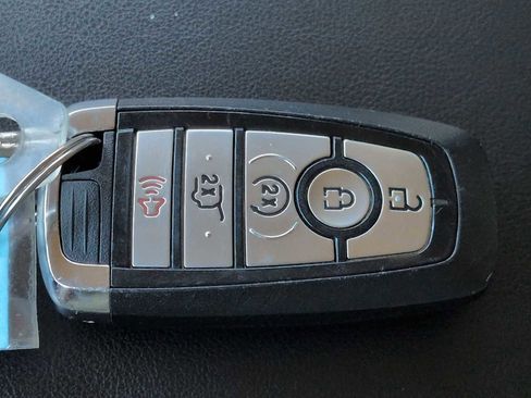 Used 2023 Ford Explorer XLT w/ Equipment Group 202A image 35