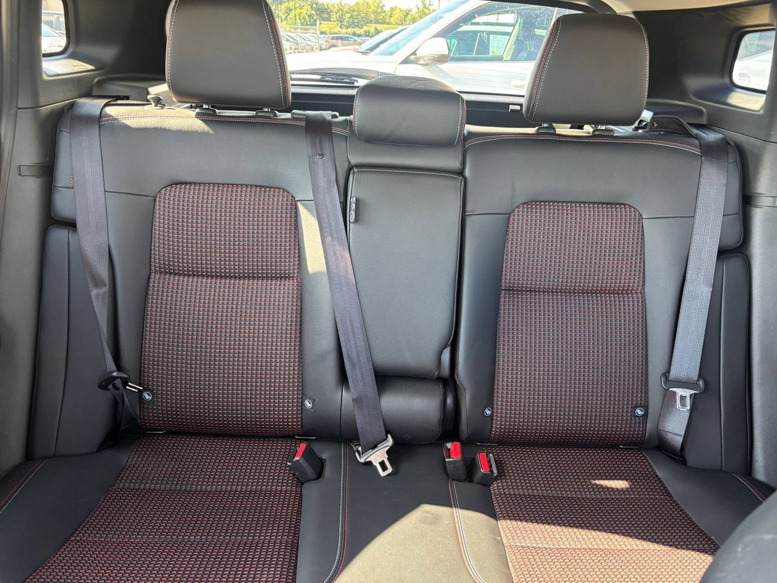 Used 2026 Nissan Kicks SR AWD/4WD image 36