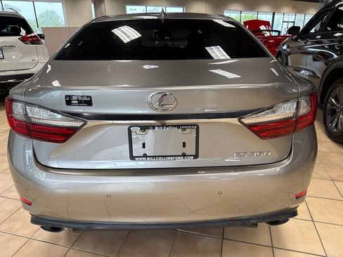 Used 2018 Lexus ES 350 w/ Luxury Package w/Wood Trim FWD image 5