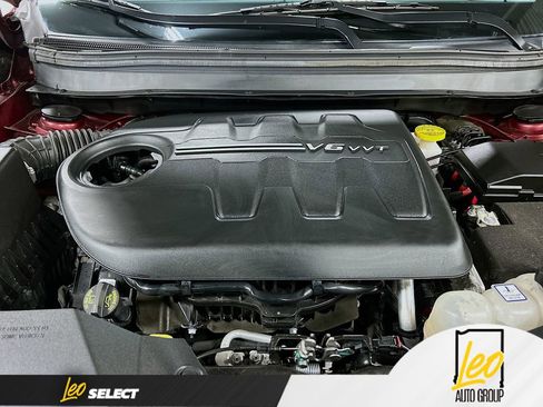 Used 2020 Jeep Cherokee Trailhawk w/ Cold Weather Group image 29