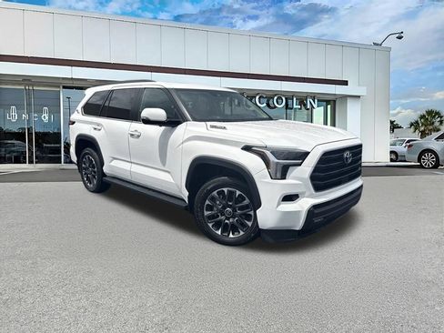 Used 2024 Toyota Sequoia SR5 w/ SR5 Premium Package AWD/4WD image 1