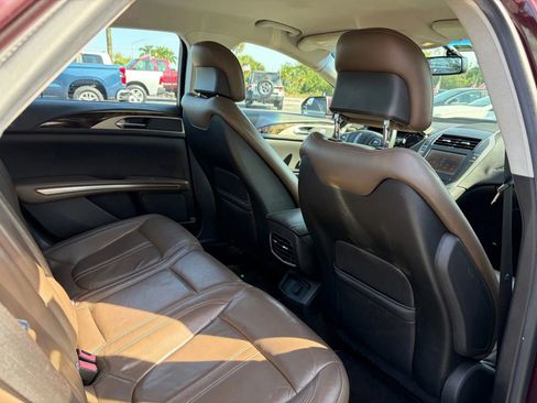 Used 2013 Lincoln MKZ Sedan 4D image 6