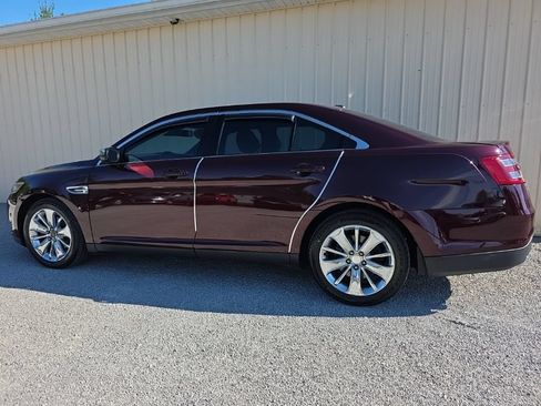 Used 2019 Ford Taurus Limited w/ Driver Assist Package AWD/4WD image 8