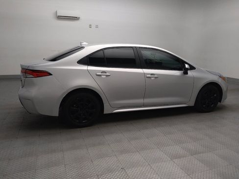 Used 2022 Toyota Corolla LE FWD image 10