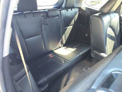 Used 2021 Toyota Highlander XLE FWD image 45
