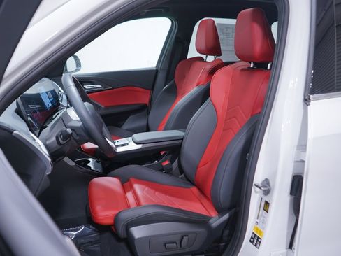 Used 2023 BMW X1 xDrive28i w/ Convenience Package image 7