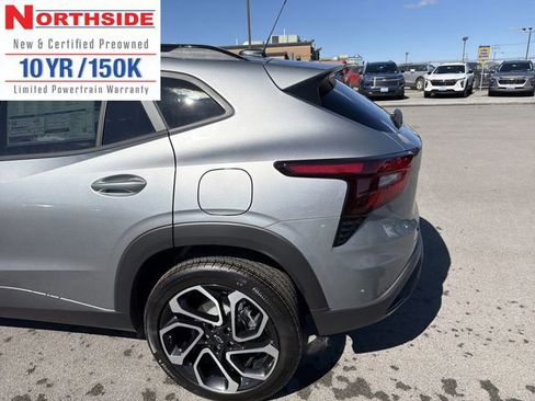 New 2026 Chevrolet Trax RS image 9