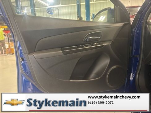 Used 2013 Chevrolet Cruze LT image 14