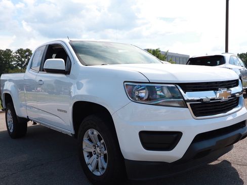 Used 2020 Chevrolet Colorado LT w/ Safety Package RWD image 7
