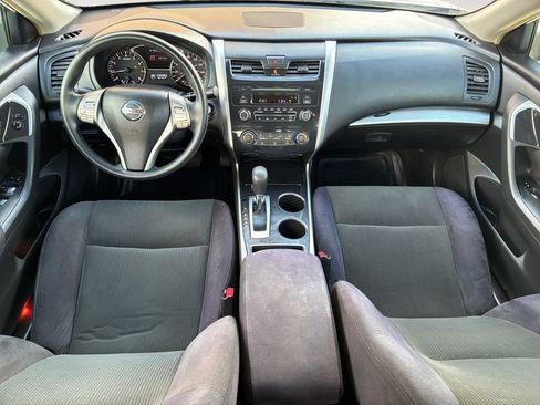 Used 2013 Nissan Altima 2.5 S FWD image 15
