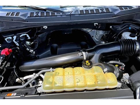 Used 2020 Ford F150 Lariat w/ Equipment Group 502A Luxury AWD/4WD image 13