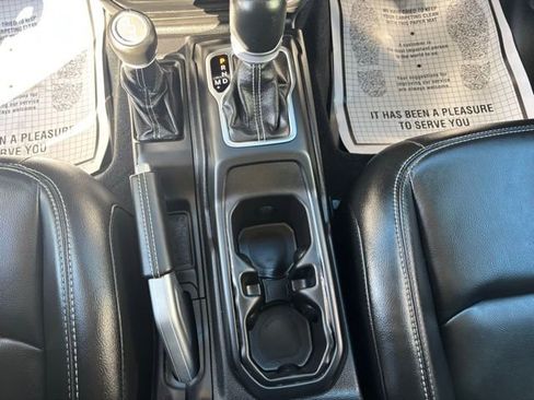 Used 2021 Jeep Gladiator Overland w/ Popular Equipment Package image 22