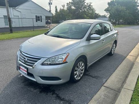 Used 2015 Nissan Sentra SV FWD image 6