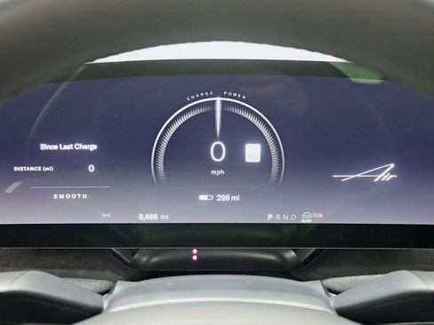 Used 2022 Lucid Air Grand Touring image 17