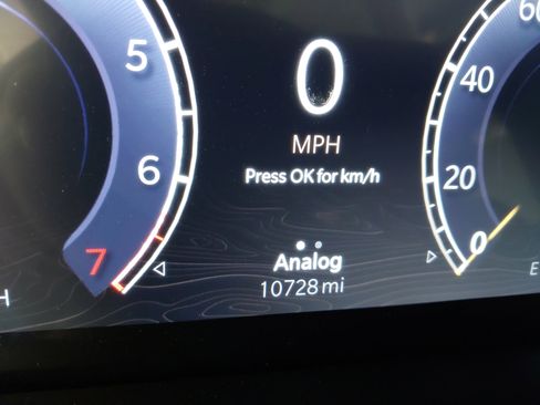 Used 2025 Jeep Grand Cherokee L Laredo image 20