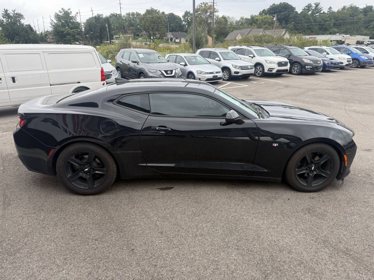 Used 2016 Chevrolet Camaro LT RWD image 6