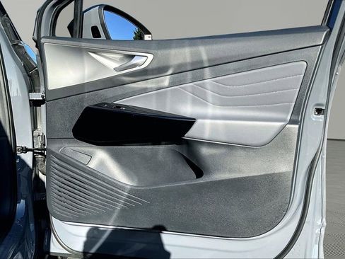 Used 2023 Volkswagen ID.4 Pro S image 28