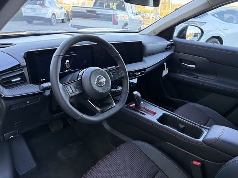 New 2026 Nissan Kicks SR w/ Cold Weather Package image 20