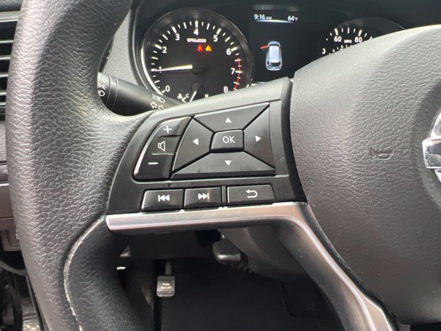 Used 2017 Nissan Rogue S AWD/4WD image 19