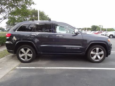 Used 2015 Jeep Grand Cherokee Overland AWD/4WD image 5