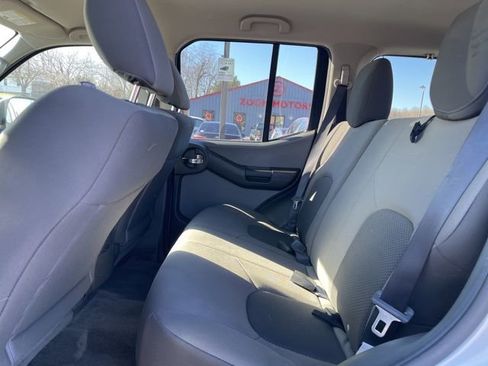 Used 2013 Nissan Xterra S w/ Value Package image 11