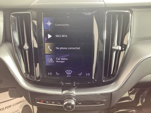 Used 2021 Volvo XC60 T8 Inscription Expression w/ Advanced Package image 29