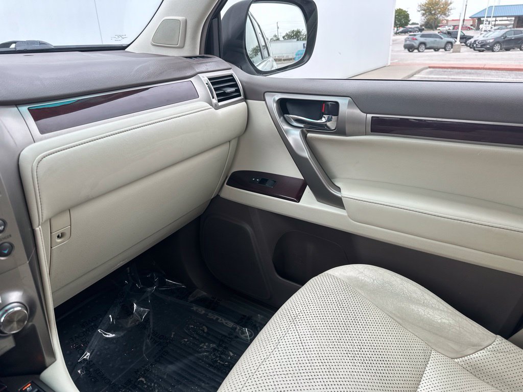 Used 2014 Lexus GX 460 Luxury AWD/4WD image 53