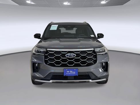 Certified 2025 Ford Explorer Platinum w/ LUX Leather Package AWD/4WD image 6