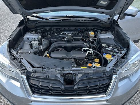 Used 2017 Subaru Forester 2.5i Premium w/ All-Weather Package image 20