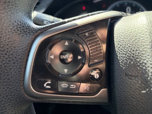 Used 2018 Honda Civic EX image 16
