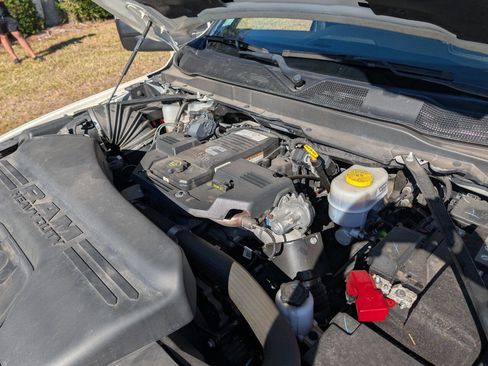 Used 2024 RAM 3500 Laramie w/ Night Edition image 30