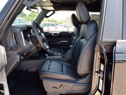 New 2026 Ford Bronco Outer Banks AWD/4WD image 16