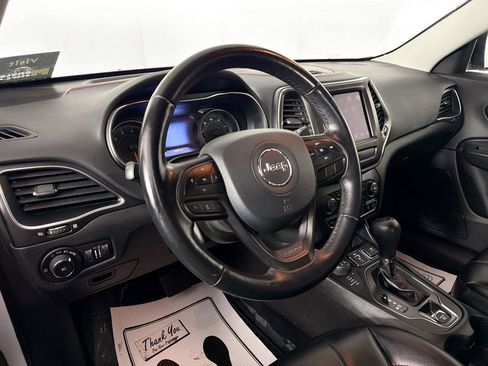 Used 2020 Jeep Cherokee Trailhawk w/ Cold Weather Group image 9