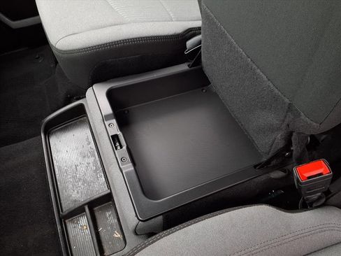 Used 2024 RAM 2500 Big Horn w/ Bed Utility Group image 25