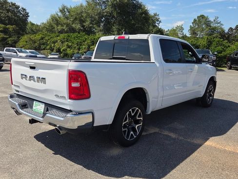 Used 2025 RAM 1500 Laramie AWD/4WD image 10