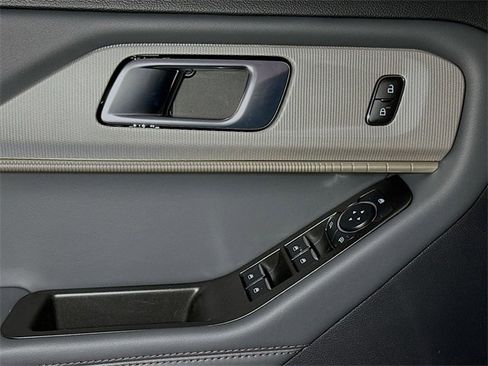 New 2026 Ford Explorer Active image 12