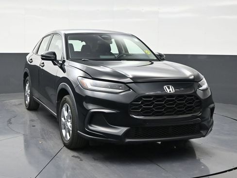 Used 2023 Honda HR-V LX image 7