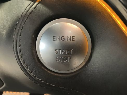 Used 2015 Mercedes-Benz GL 63 AMG 4MATIC image 19