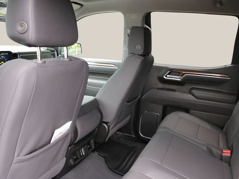 Used 2026 Chevrolet Silverado 1500 LT RWD image 15