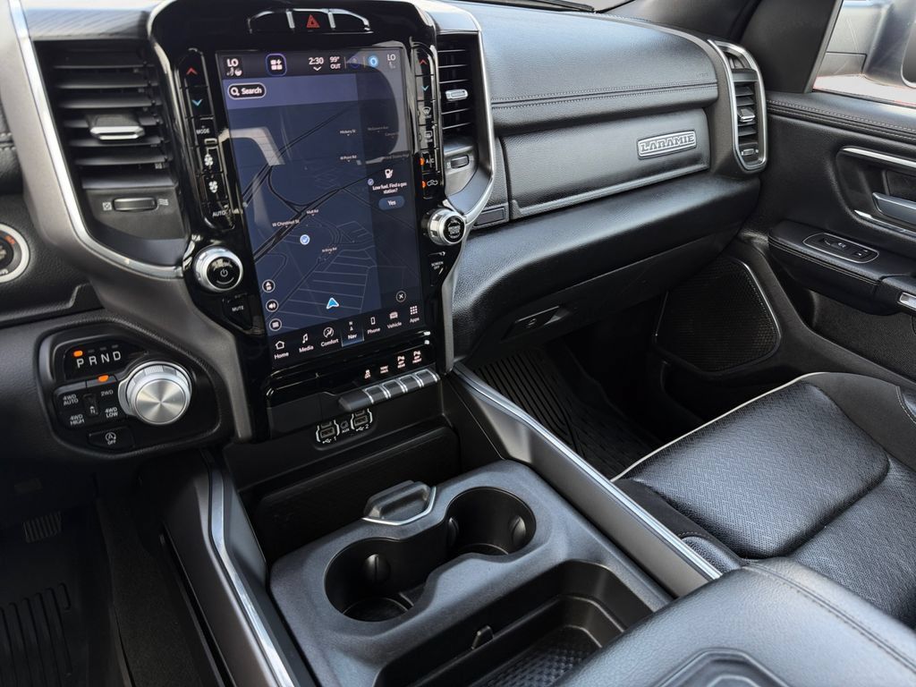 Used 2024 RAM 1500 Laramie AWD/4WD image 24