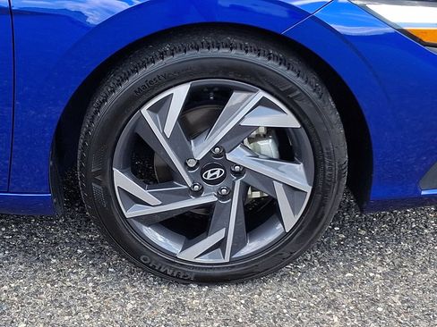 Certified 2025 Hyundai Elantra Sport FWD image 32