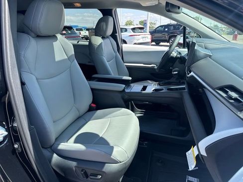 New 2026 Toyota Sienna XLE FWD image 11